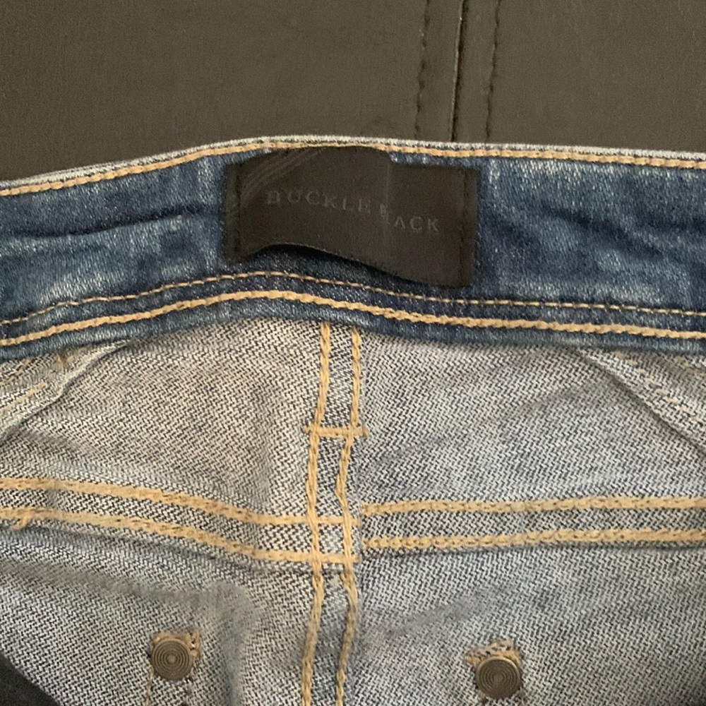Gently worn Buckle Black Straight Jeans! Long!